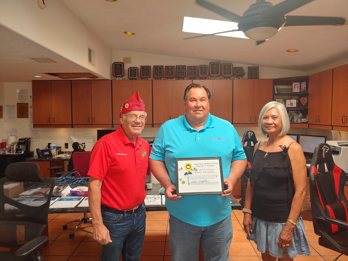 Andy Schneider Recognized for Donations to the Flags for 1st Graders Program